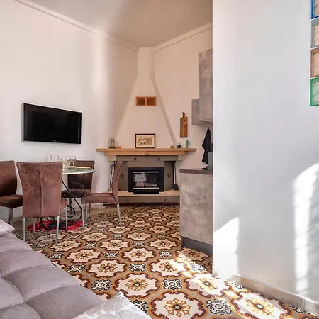 Il Conte E La Contessa Sennori